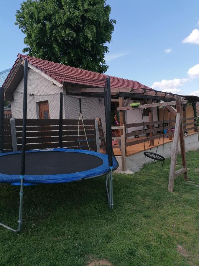 Chaloupka U Montyho Villa Vavrinec  Exterior photo